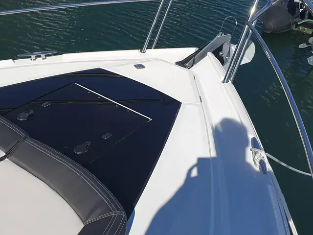 Galeon 335 Hts