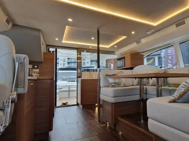 Aquila 44 Yacht