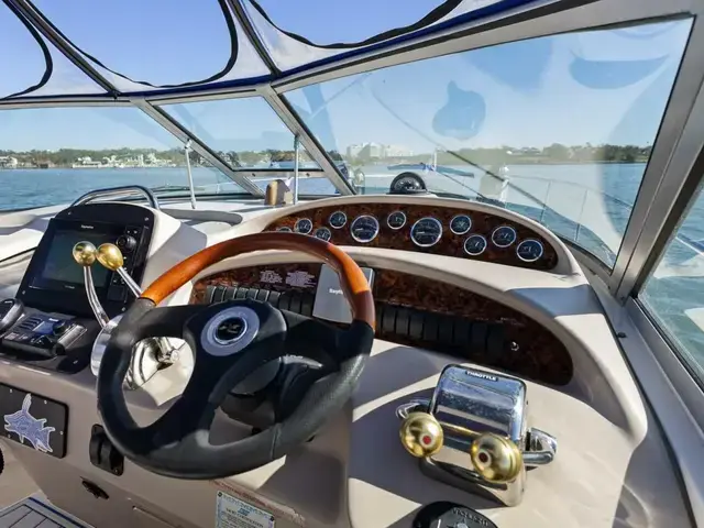 Sea Ray 340