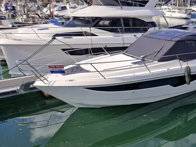 Galeon 335 Hts