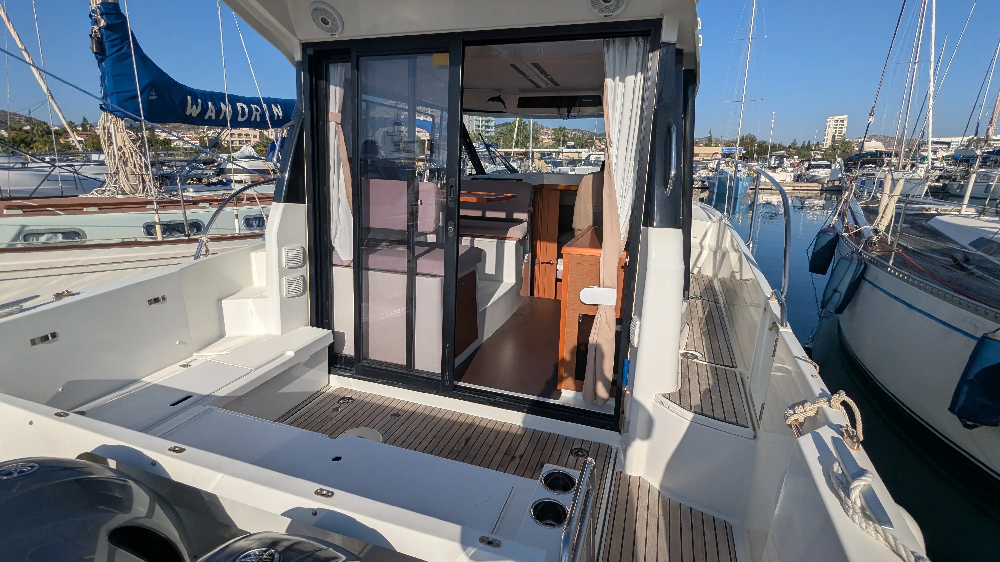 2017 Jeanneau merry fisher 895