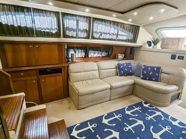 Cruisers Yachts 455 Express Motoryacht