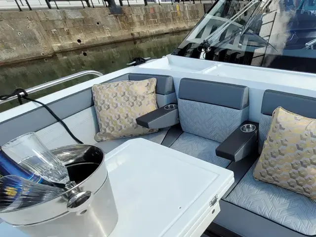 Galeon 325 Gto