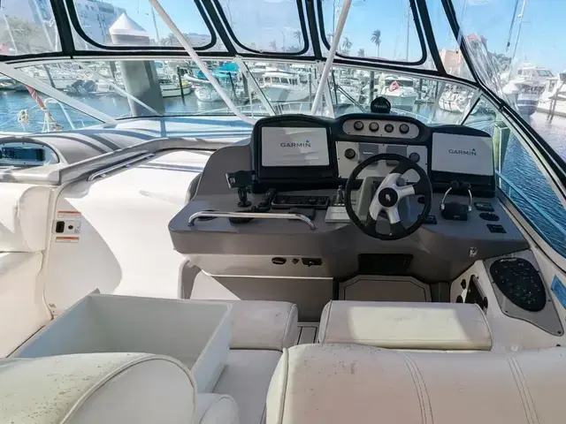 Cruisers Yachts 455 Express Motoryacht