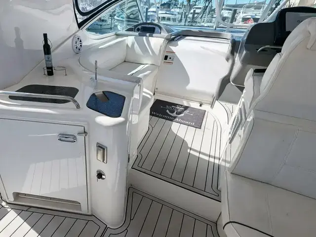 Cruisers Yachts 455 Express Motoryacht