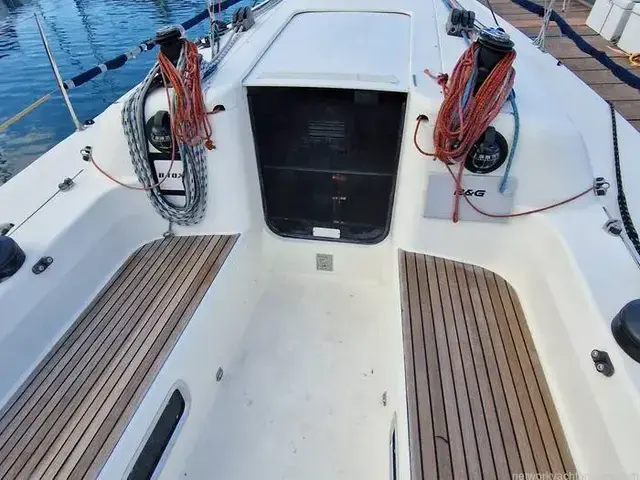 X Yachts X 35