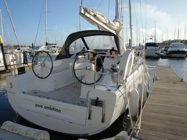 Beneteau Oceanis 30.1