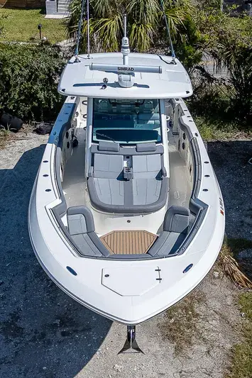 2023 Boston Whaler 38