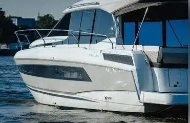 2019 Jeanneau nc 33