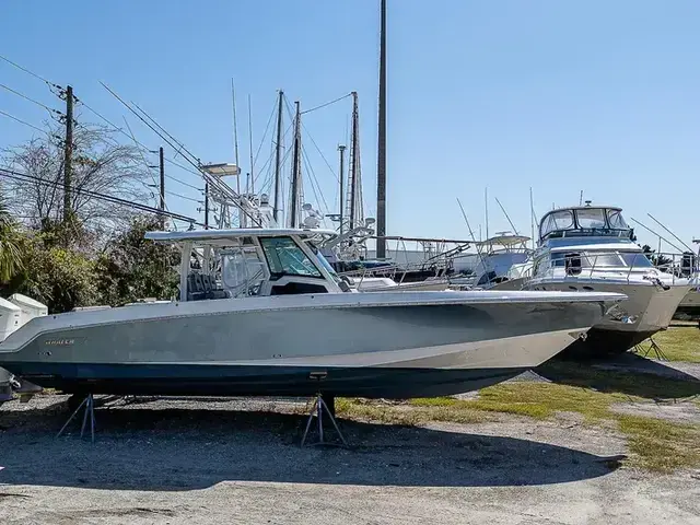 Boston Whaler 38