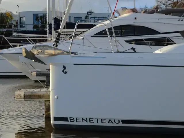 Beneteau Oceanis 30.1