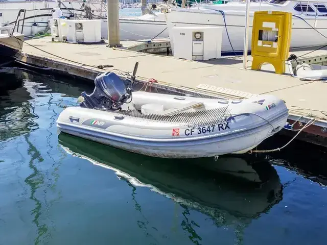 Catalina 385