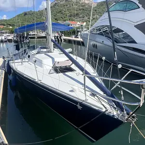 1992 J Boats 35