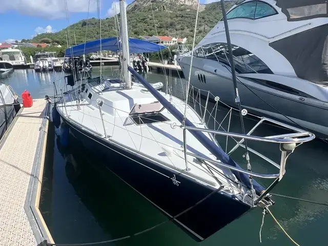 J Boats 35