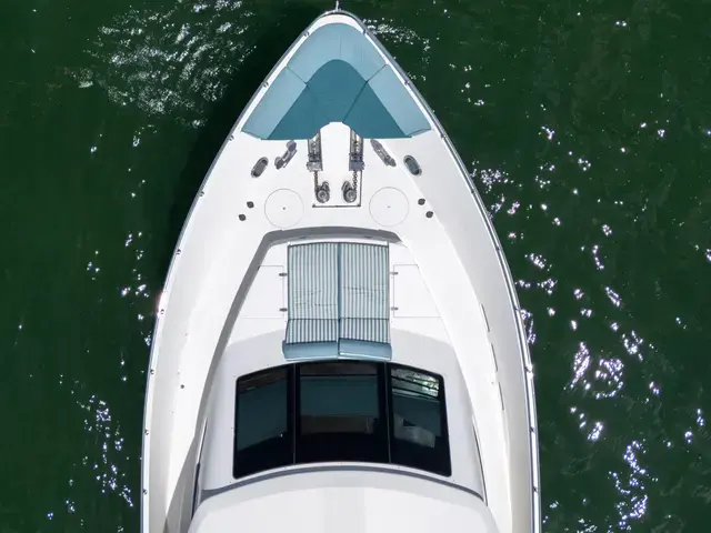 Hargrave 101 Motor Yacht