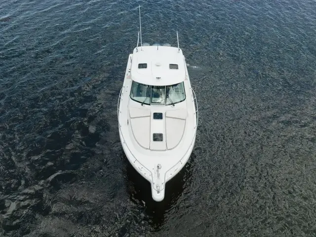 Pursuit 385 Offshore