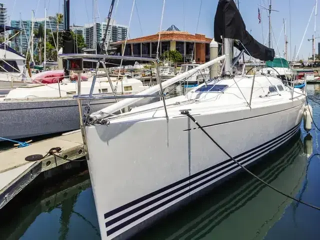 X Yachts 35