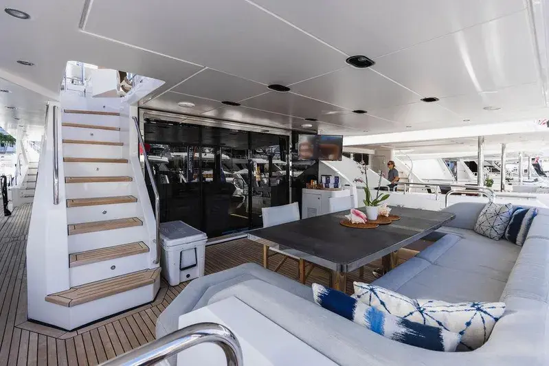 2019 Azimut 88