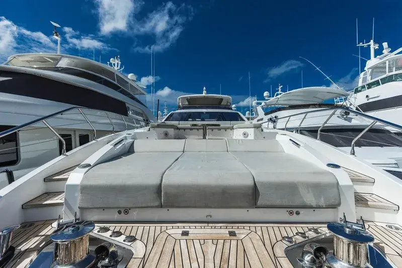 2019 Azimut 88