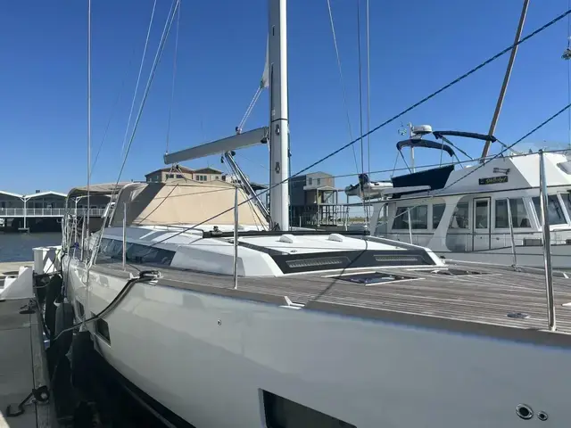 Beneteau Oceanis 55