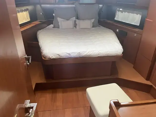 Beneteau Oceanis 55