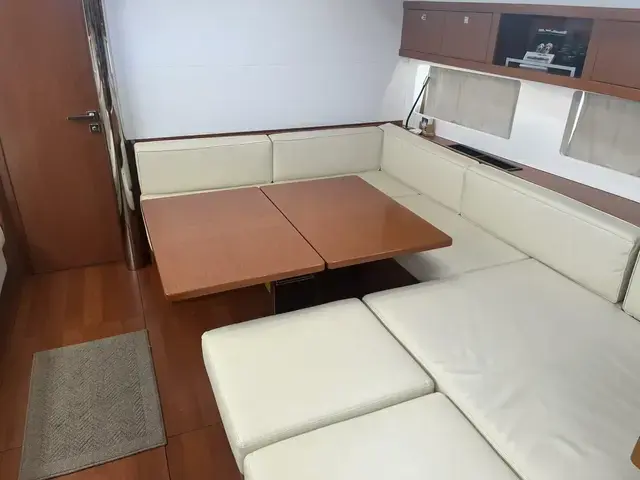 Beneteau Oceanis 55