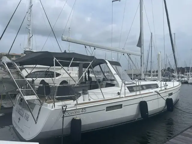 Beneteau Oceanis 45