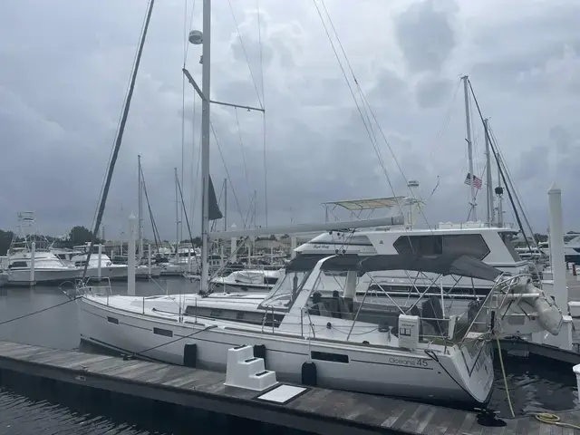 Beneteau Oceanis 45