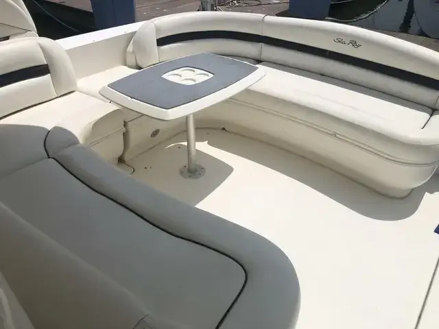 Sea Ray Sundancer 44