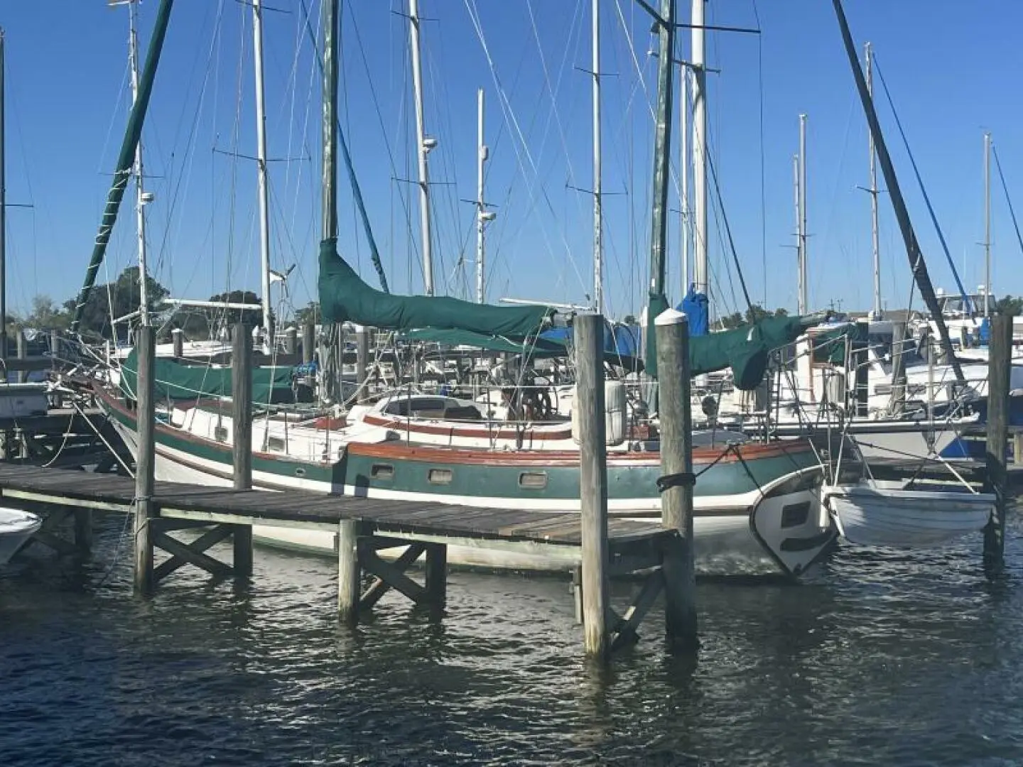 1983 Vagabond 42 ketch