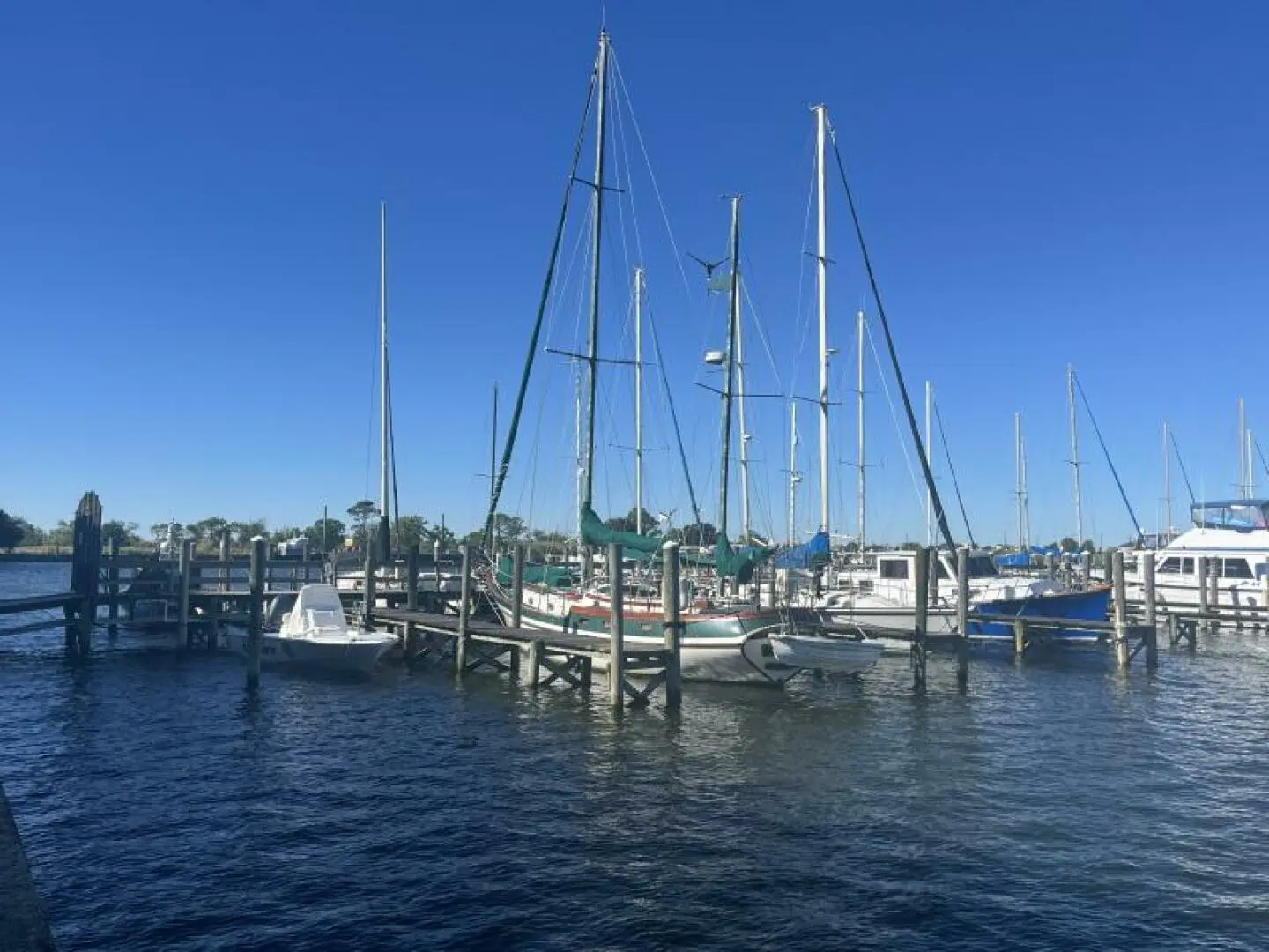 1983 Vagabond 42 ketch