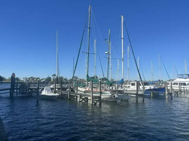 Vagabond 42 KETCH