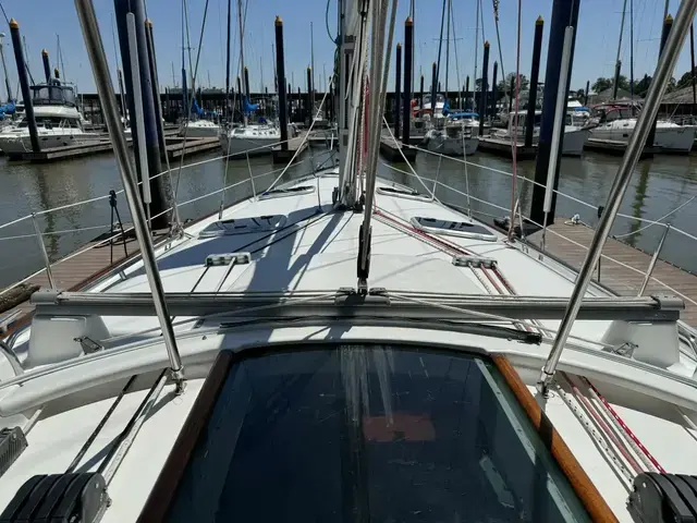 Beneteau Oceanis 411