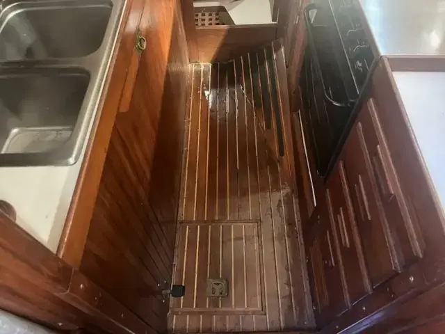 Vagabond 42 KETCH