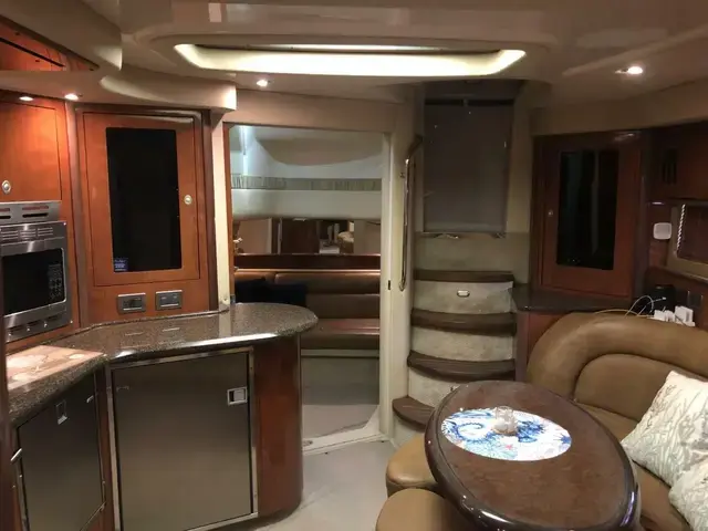 Sea Ray Sundancer 44