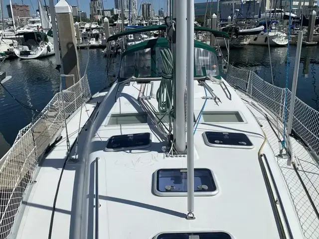 Beneteau Oceanis Clipper 393