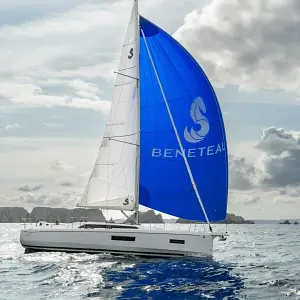 2025 Beneteau Oceanis 37.1