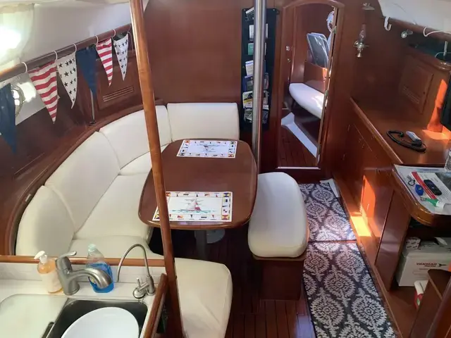 Beneteau Oceanis Clipper 393