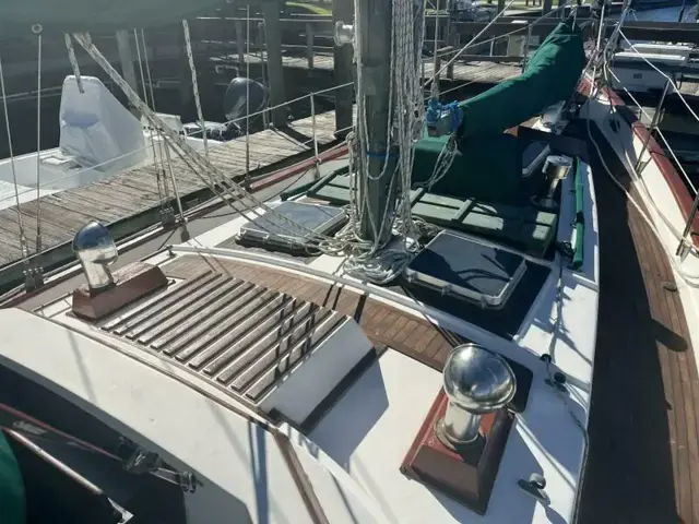 Vagabond 42 KETCH