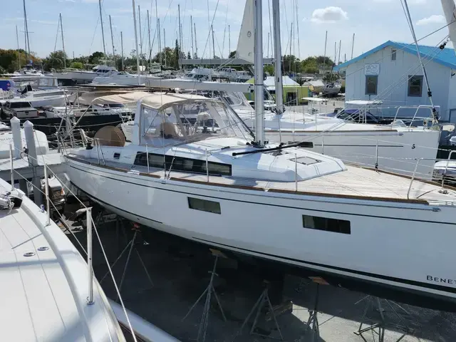 Beneteau Oceanis 38.1