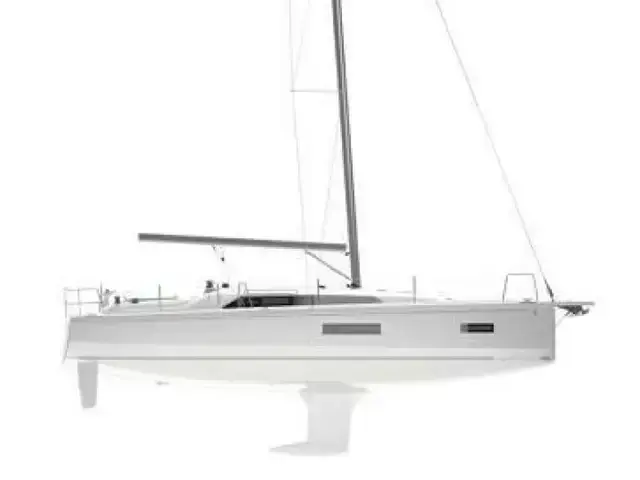 Beneteau Oceanis 37.1