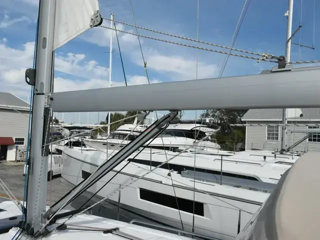 Beneteau Oceanis 38.1