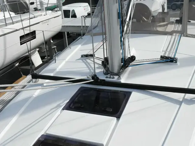 Beneteau Oceanis 38.1