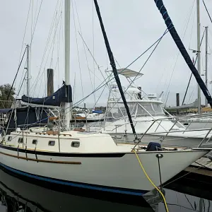 1998 Pacific Seacraft Crealock 37