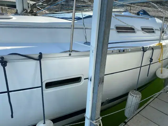 Beneteau Oceanis Clipper 373