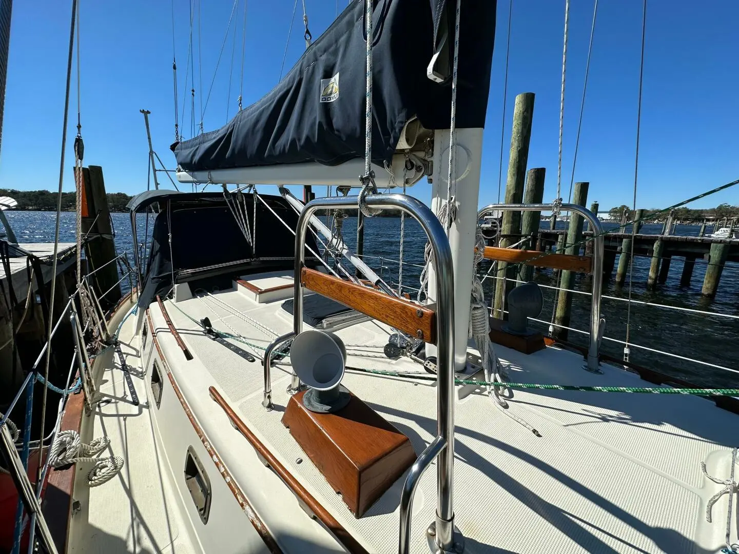 1998 Pacific crealock 37