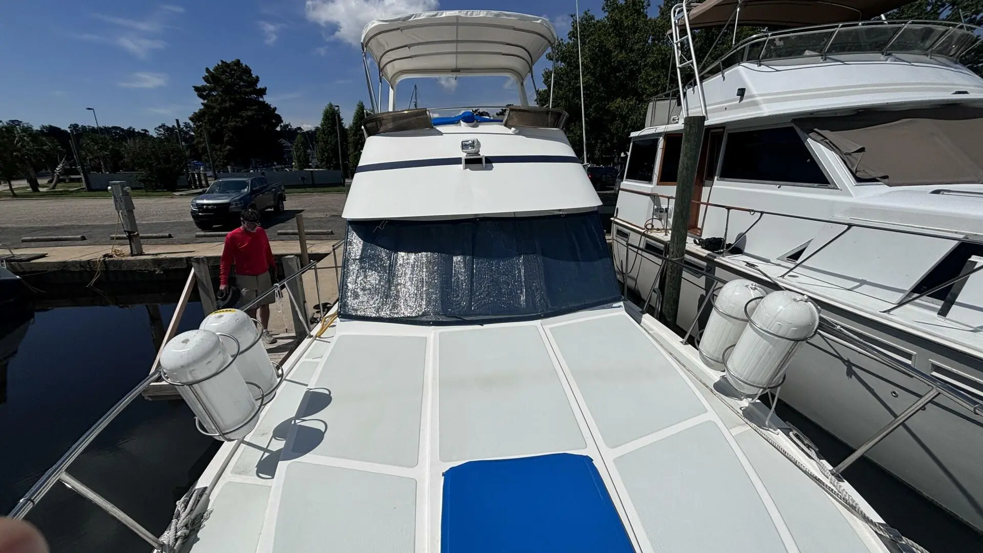 2002 Heritage 36 sundeck