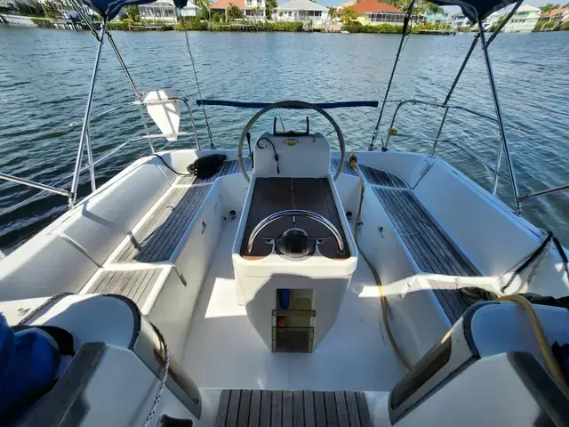 Beneteau Oceanis 370