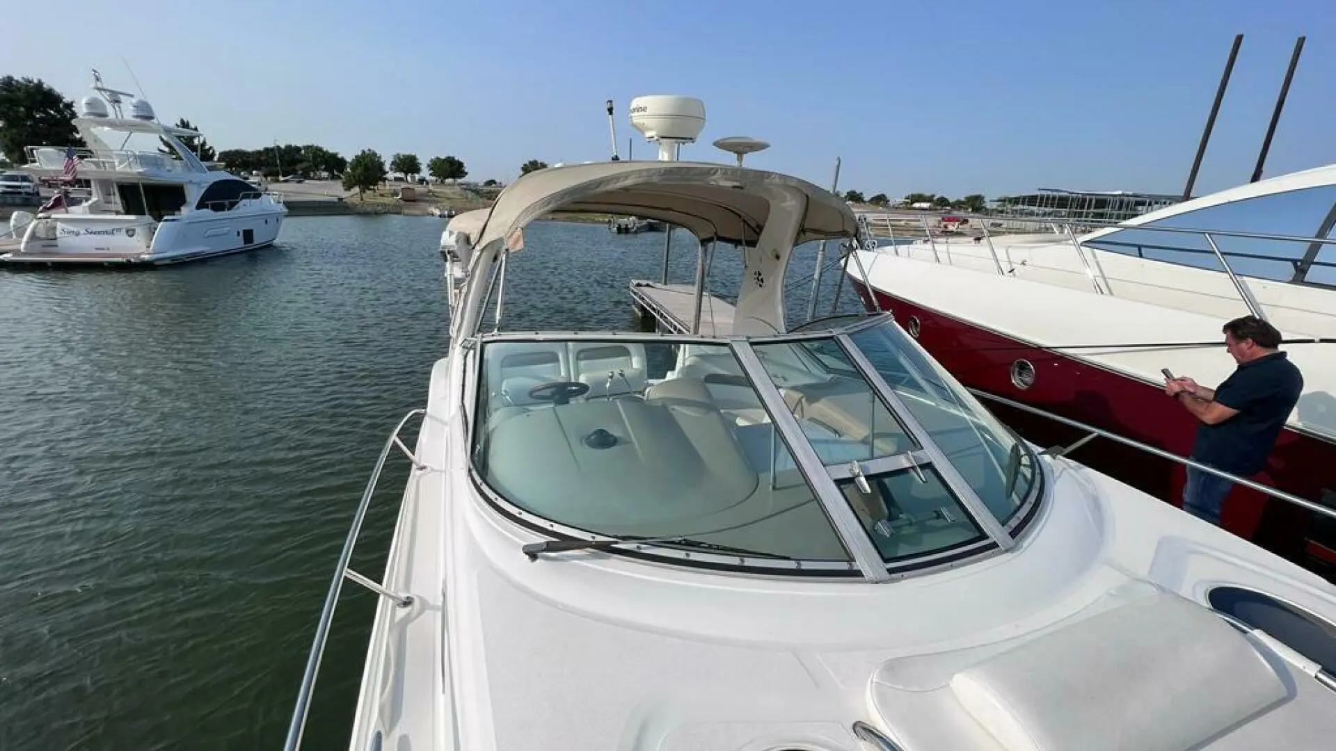 2005 Sea Ray sundancer 320