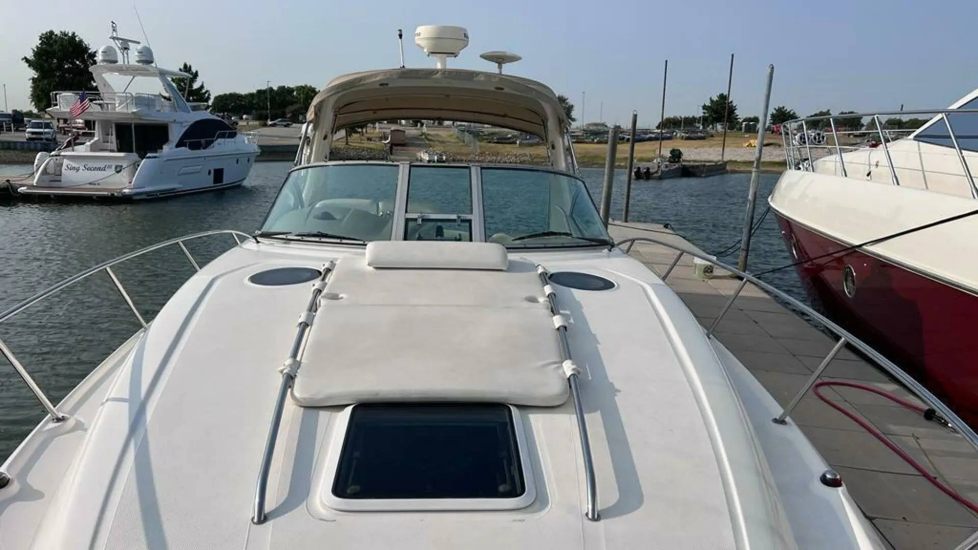 2005 Sea Ray sundancer 320